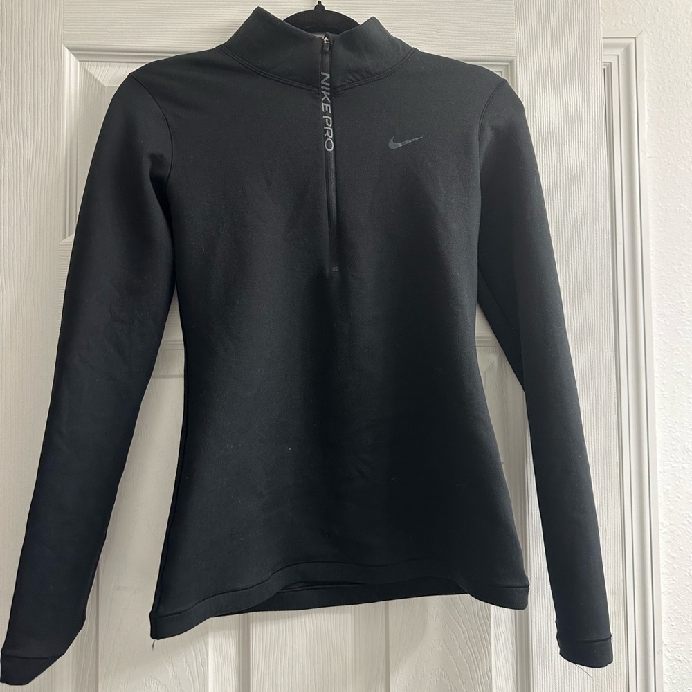 Small black nike pro half zip jacket